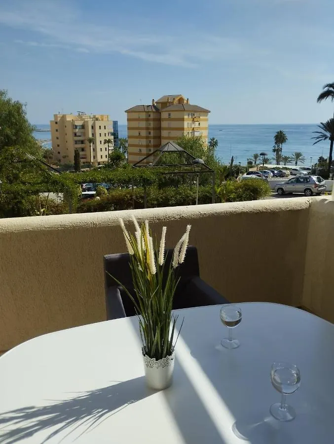 Apartamento Estudio Terraza Vista Mar Parking Gratuito Piscinas Benalmádena